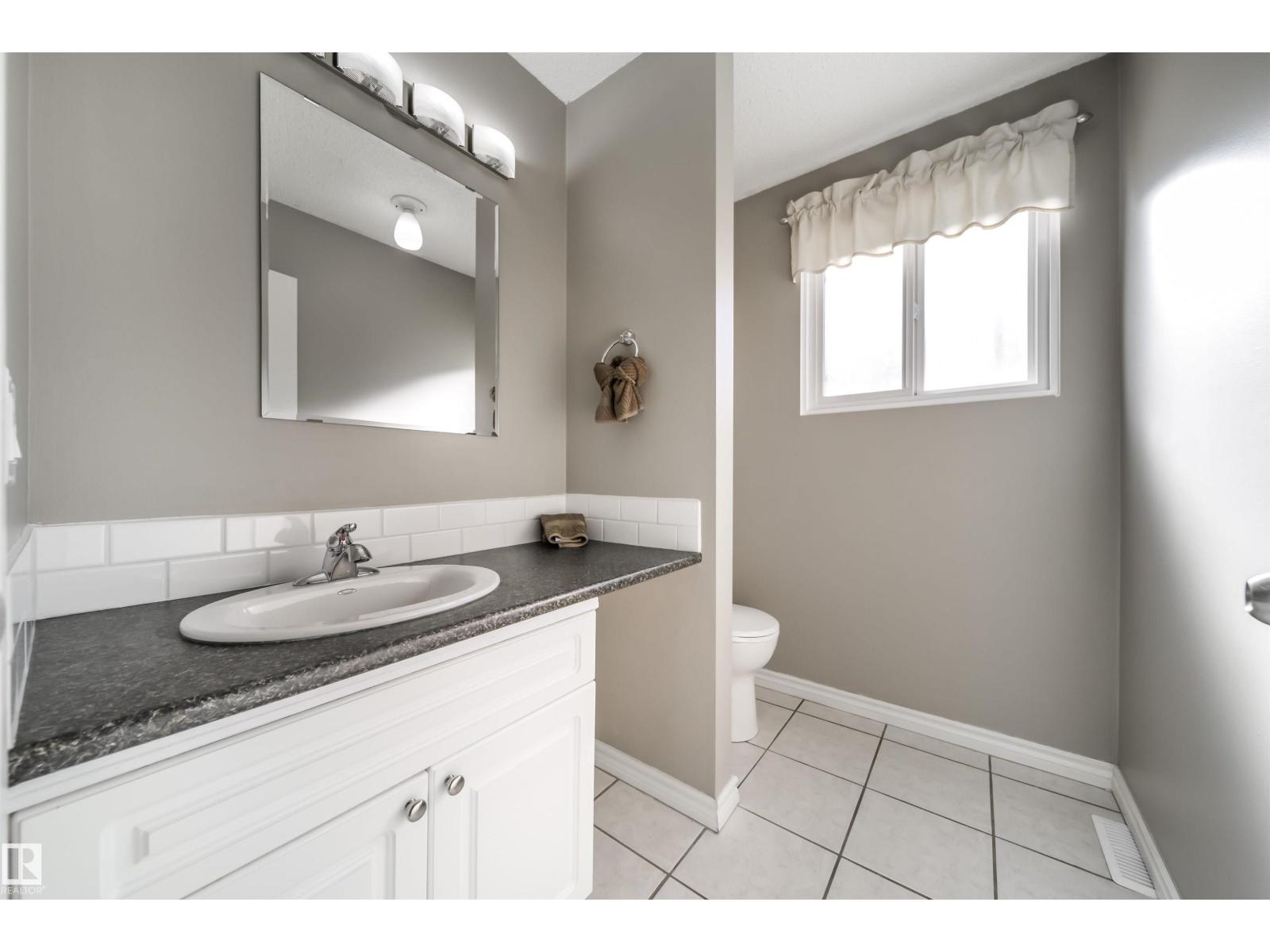 16 Graham Av, St. Albert, Alberta  T8N 1T6 - Photo 9 - E4461320