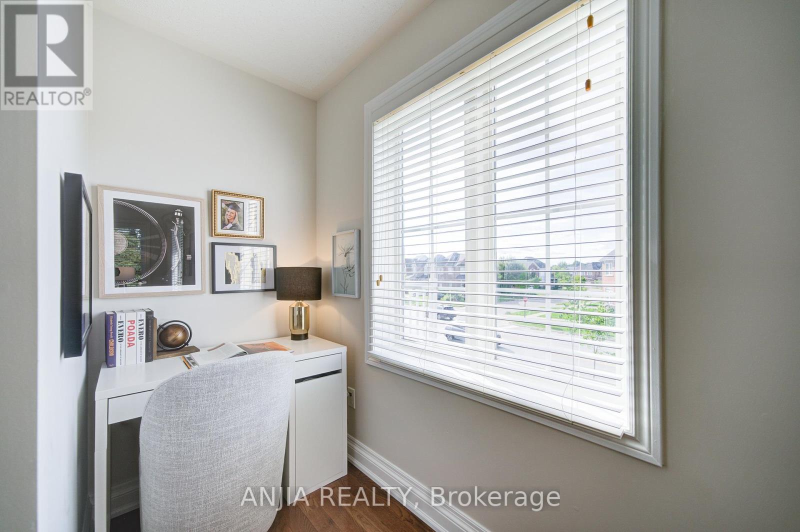 4 James Ratcliff Avenue, Whitchurch-Stouffville, Ontario  L4A 1P2 - Photo 28 - N12451818