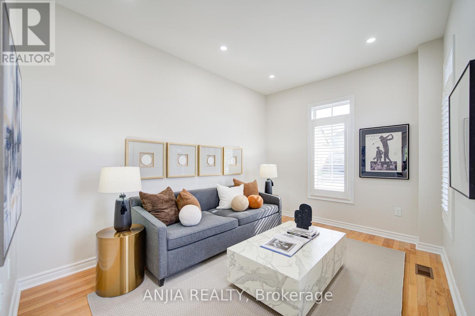 4 James Ratcliff Avenue, Whitchurch-Stouffville, Ontario  L4A 1P2 - Photo 7 - N12451818
