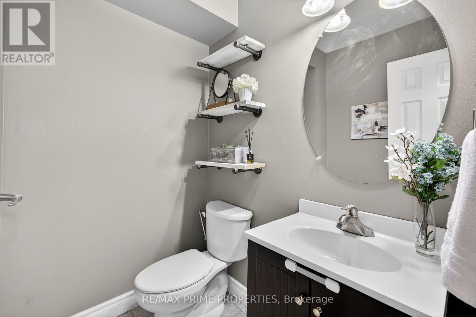 169 King Street, East Gwillimbury, Ontario  L0G 1M0 - Photo 16 - N12451858