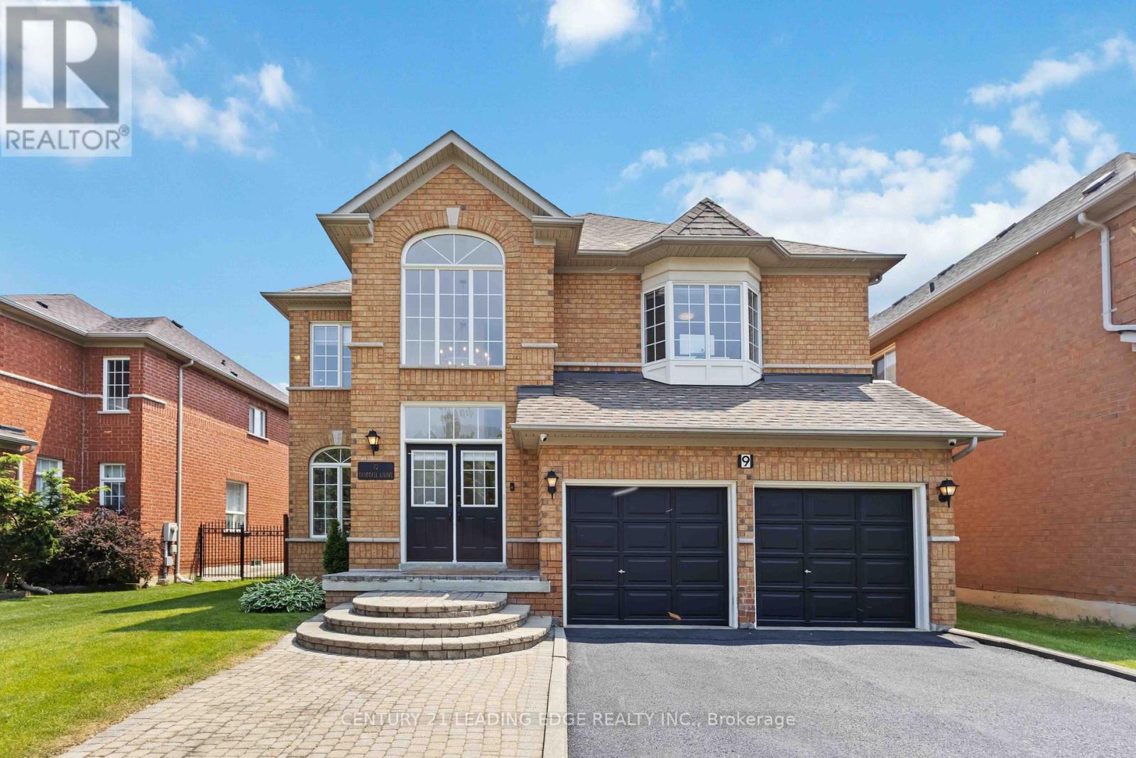 9 Bluebell Drive, Markham, Ontario  L3S 3P8 - Photo 2 - N12451896