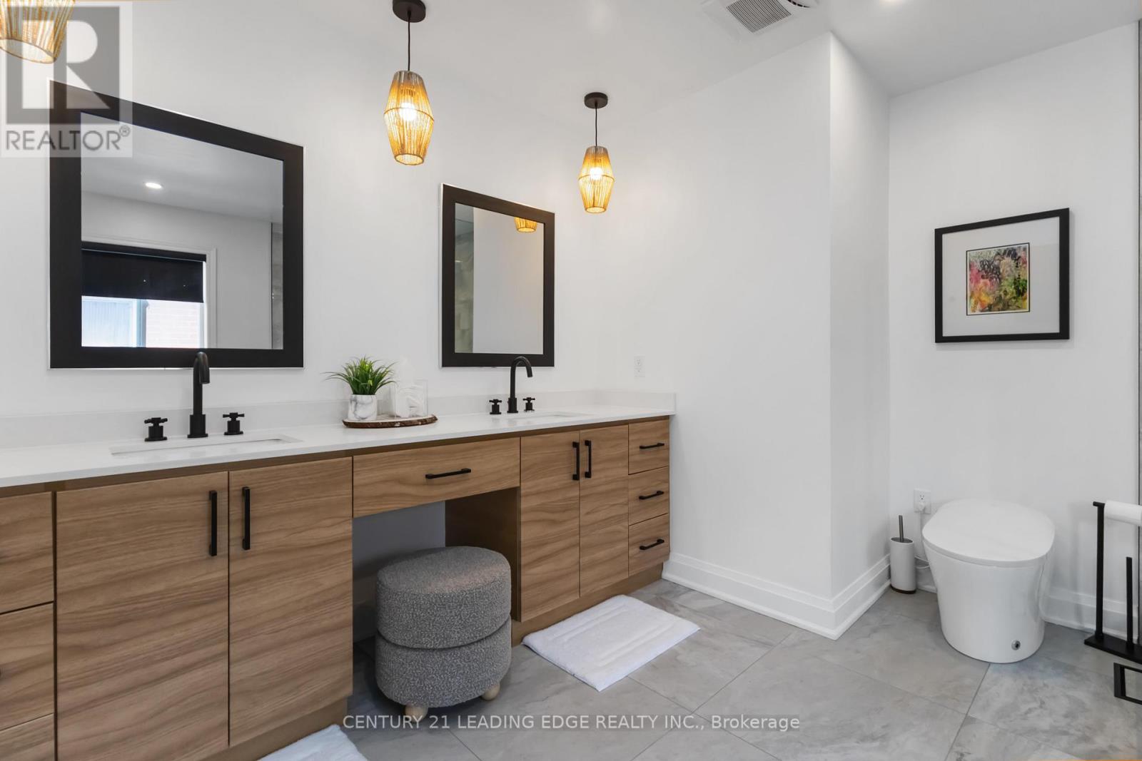 9 Bluebell Drive, Markham, Ontario  L3S 3P8 - Photo 41 - N12451896