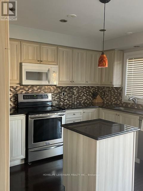 2 Percy Reesor Street, Markham, Ontario  L6C 0M7 - Photo 2 - N12451903