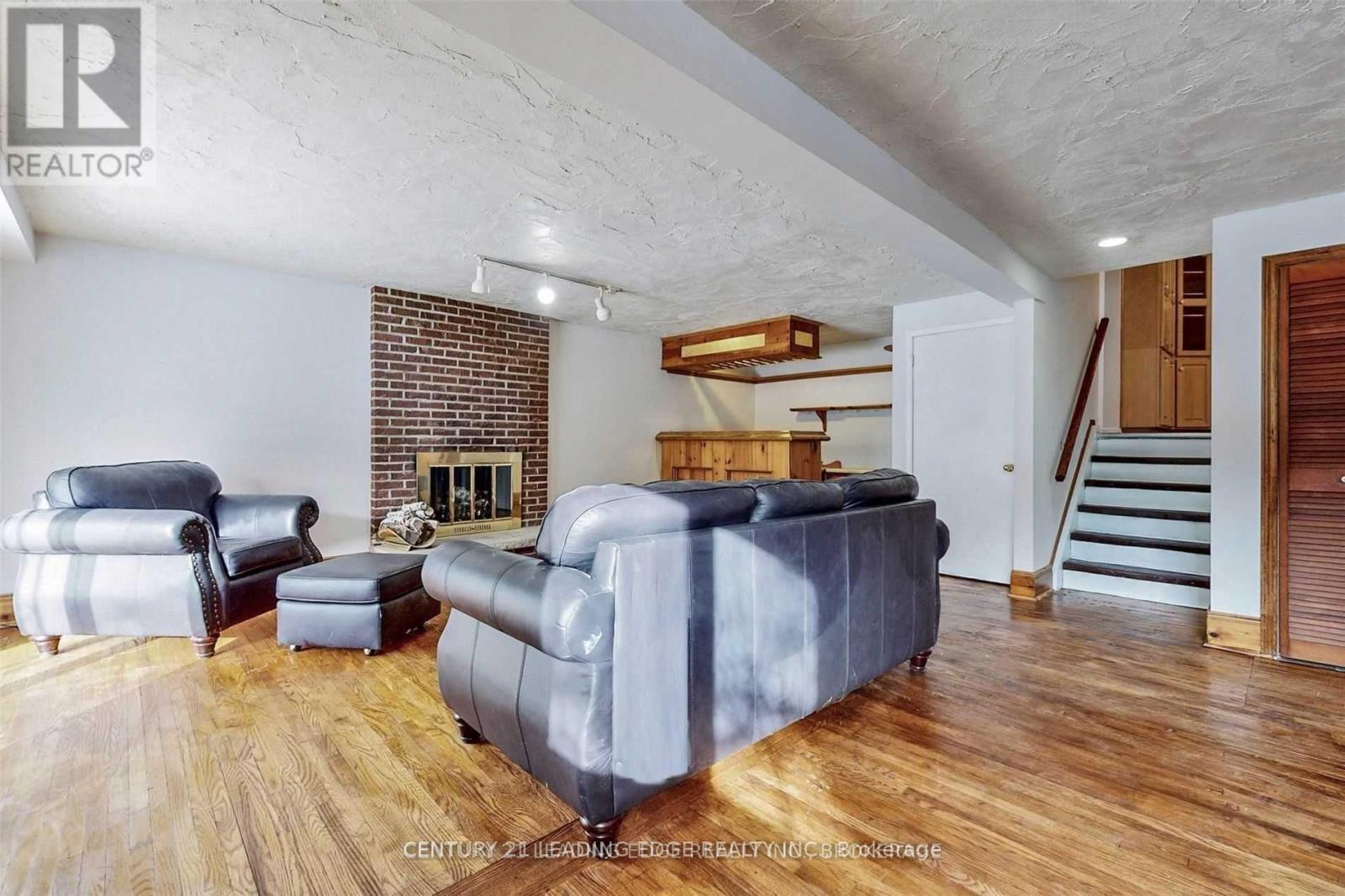 6 Jeremy Drive, Markham, Ontario  L3R 2K6 - Photo 15 - N12451906
