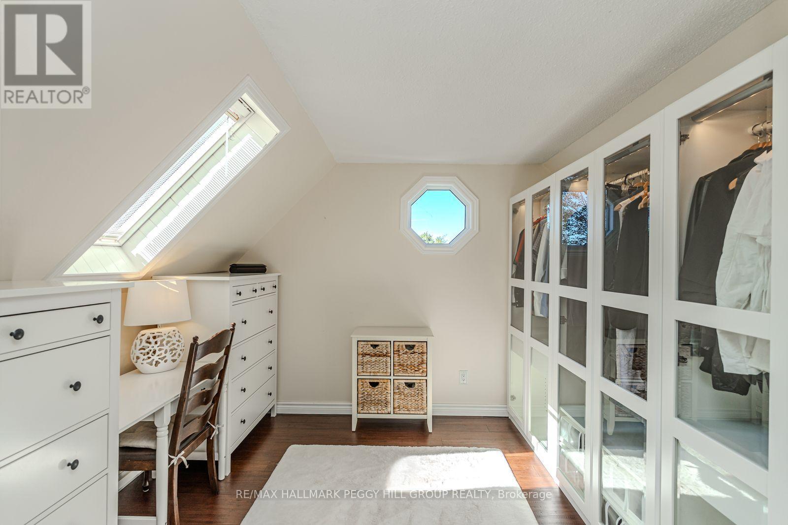 136 Oren Boulevard, Barrie (Sunnidale), Ontario  L4N 4N5 - Photo 12 - S12451852