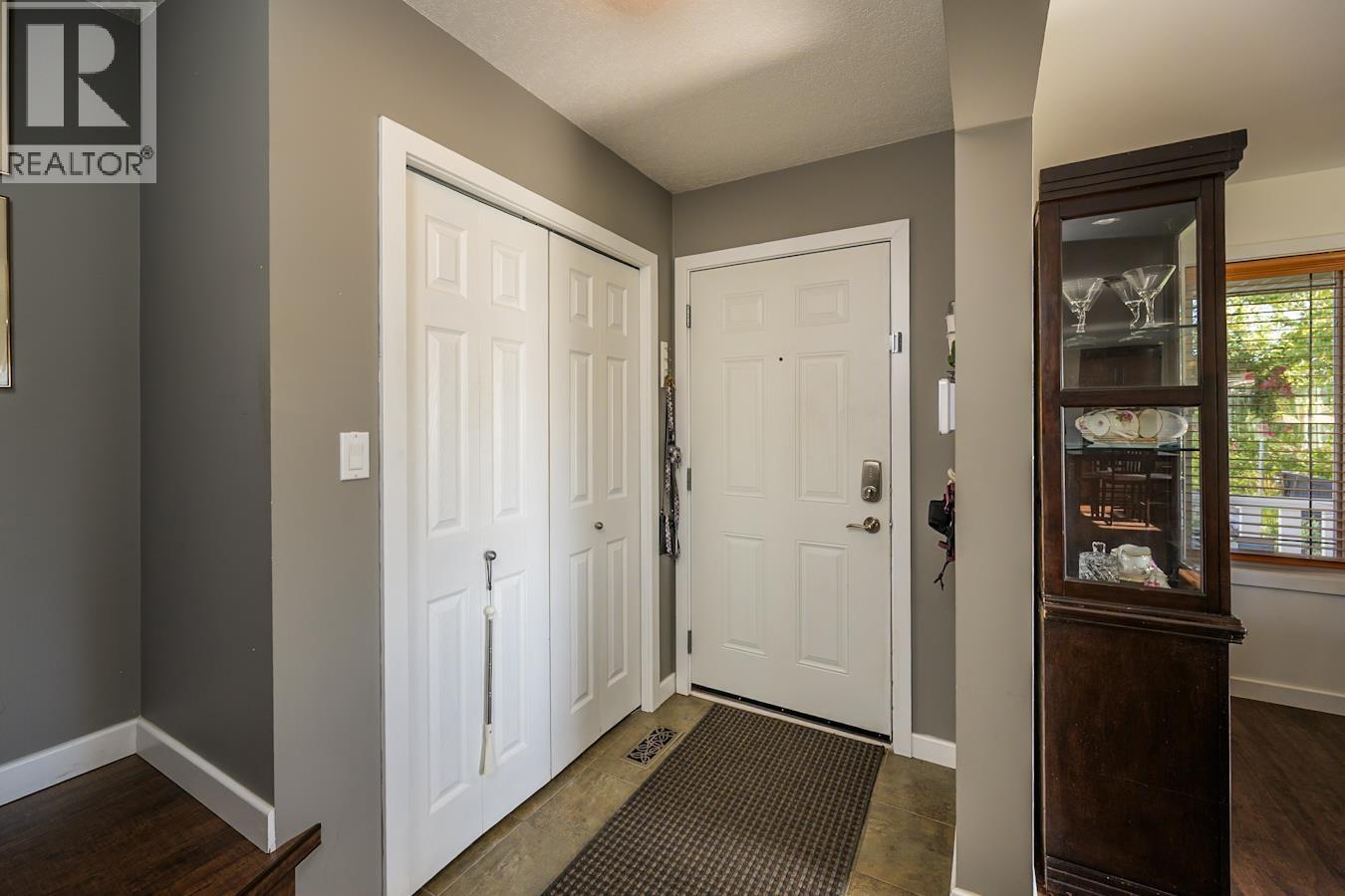 1807 12th Avenue, Prince George, British Columbia  V2M 1P8 - Photo 3 - R3056660