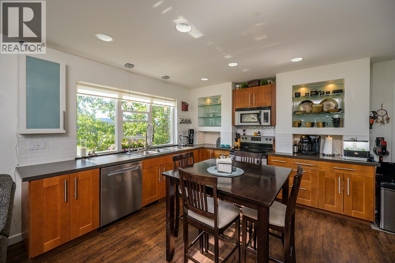 1807 12th Avenue, Prince George, British Columbia  V2M 1P8 - Photo 4 - R3056660