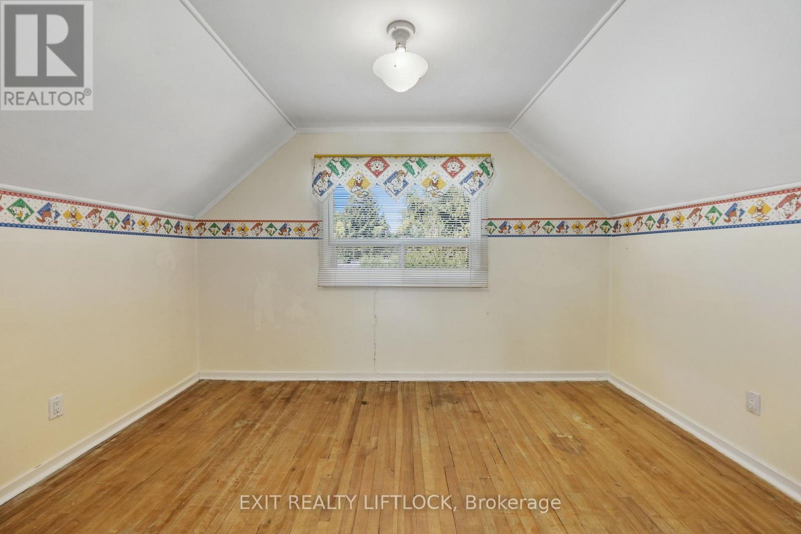 219 Burnham Street, Cobourg, Ontario  K9A 2W5 - Photo 24 - X12451589