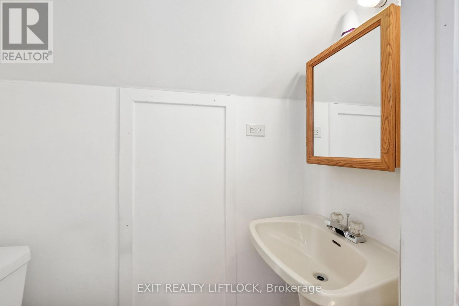 219 Burnham Street, Cobourg, Ontario  K9A 2W5 - Photo 28 - X12451589