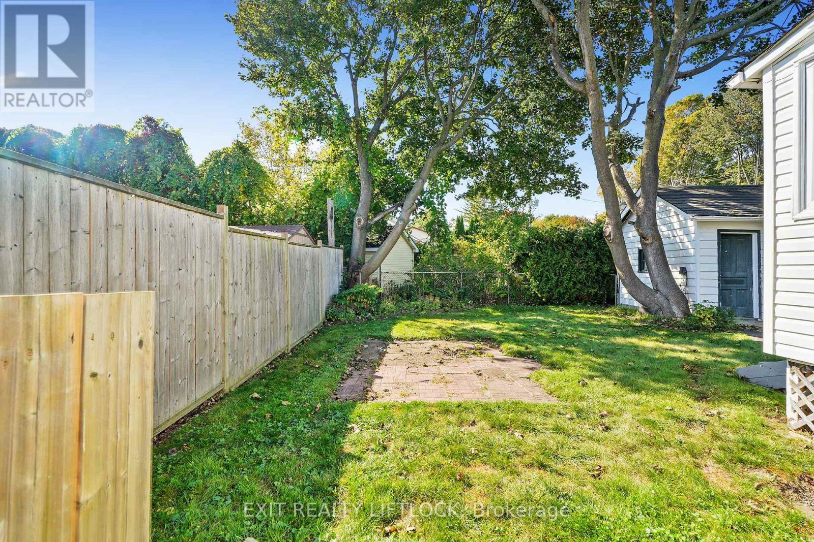 219 Burnham Street, Cobourg, Ontario  K9A 2W5 - Photo 36 - X12451589
