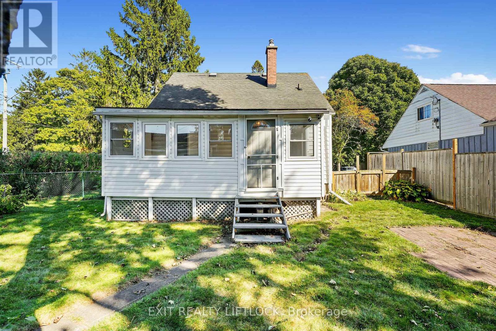 219 Burnham Street, Cobourg, Ontario  K9A 2W5 - Photo 39 - X12451589