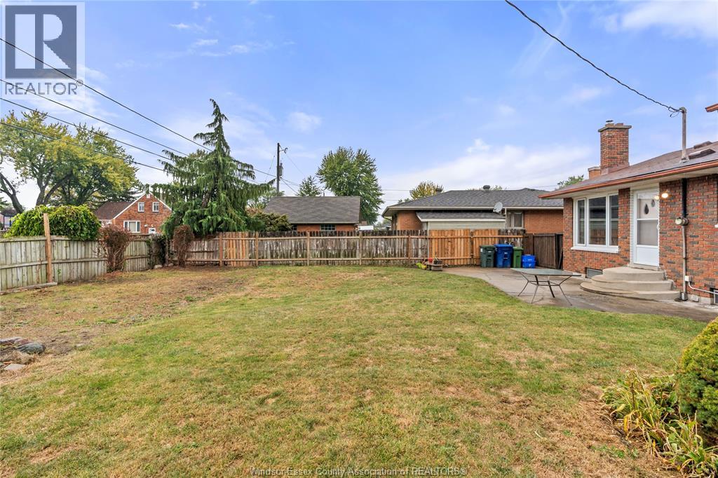2915 St. Patrick's, Windsor, Ontario  N9E 3G8 - Photo 33 - 25025682
