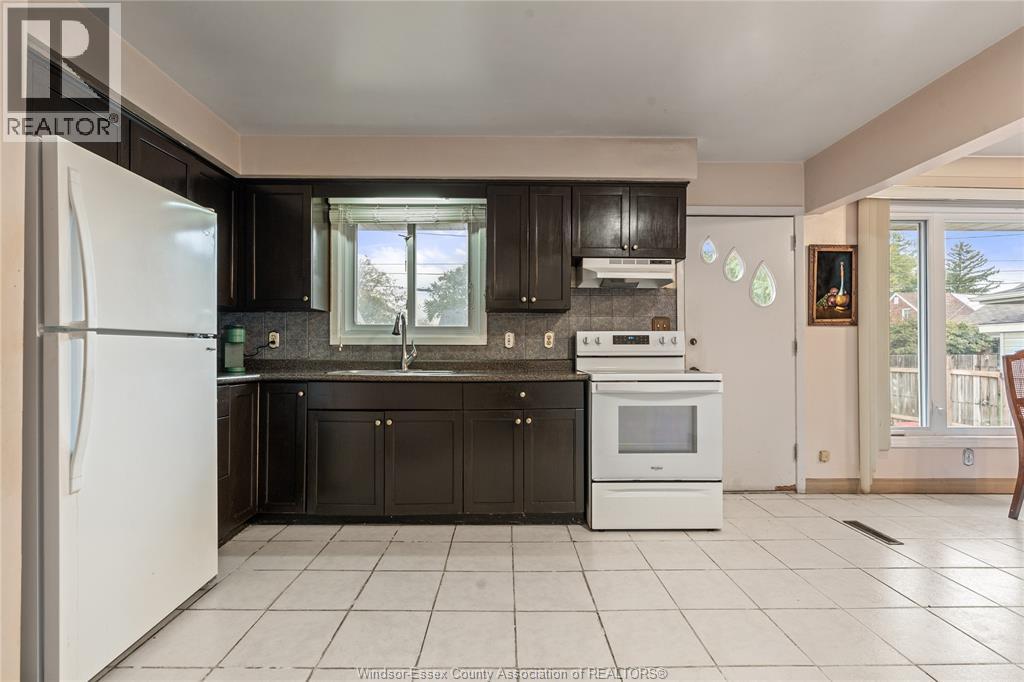 2915 St. Patrick's, Windsor, Ontario  N9E 3G8 - Photo 9 - 25025682