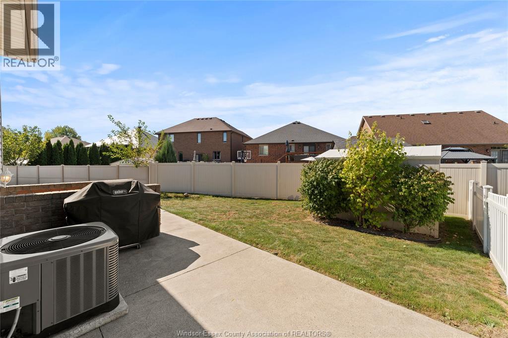 11255 Timber Bay Crescent, Windsor, Ontario  N8R 2L2 - Photo 32 - 25025676