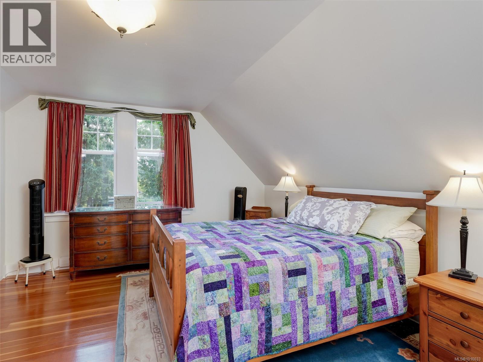576 Obed Ave, Saanich, British Columbia  V9A 1K5 - Photo 11 - 1016033
