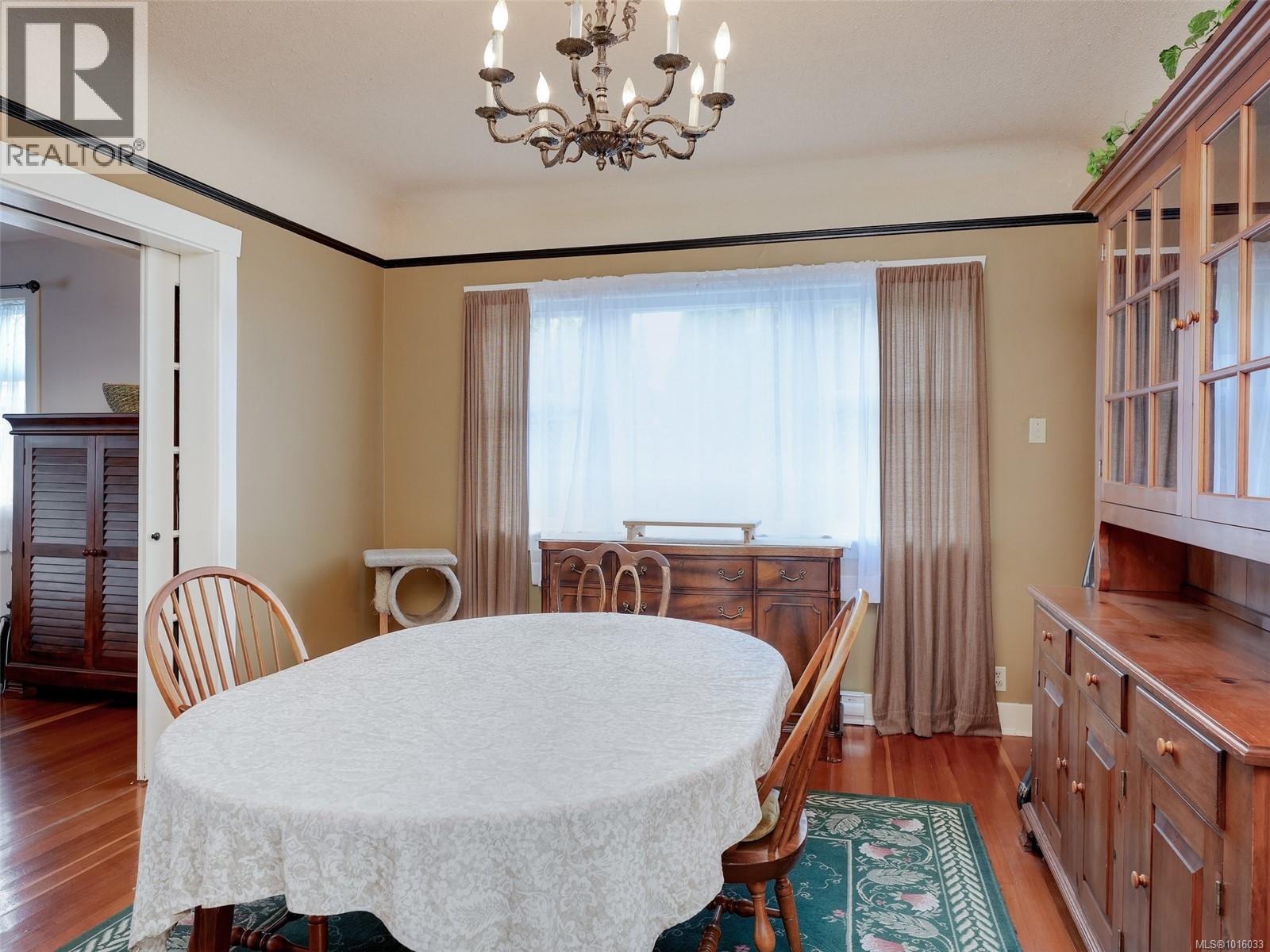 576 Obed Ave, Saanich, British Columbia  V9A 1K5 - Photo 4 - 1016033