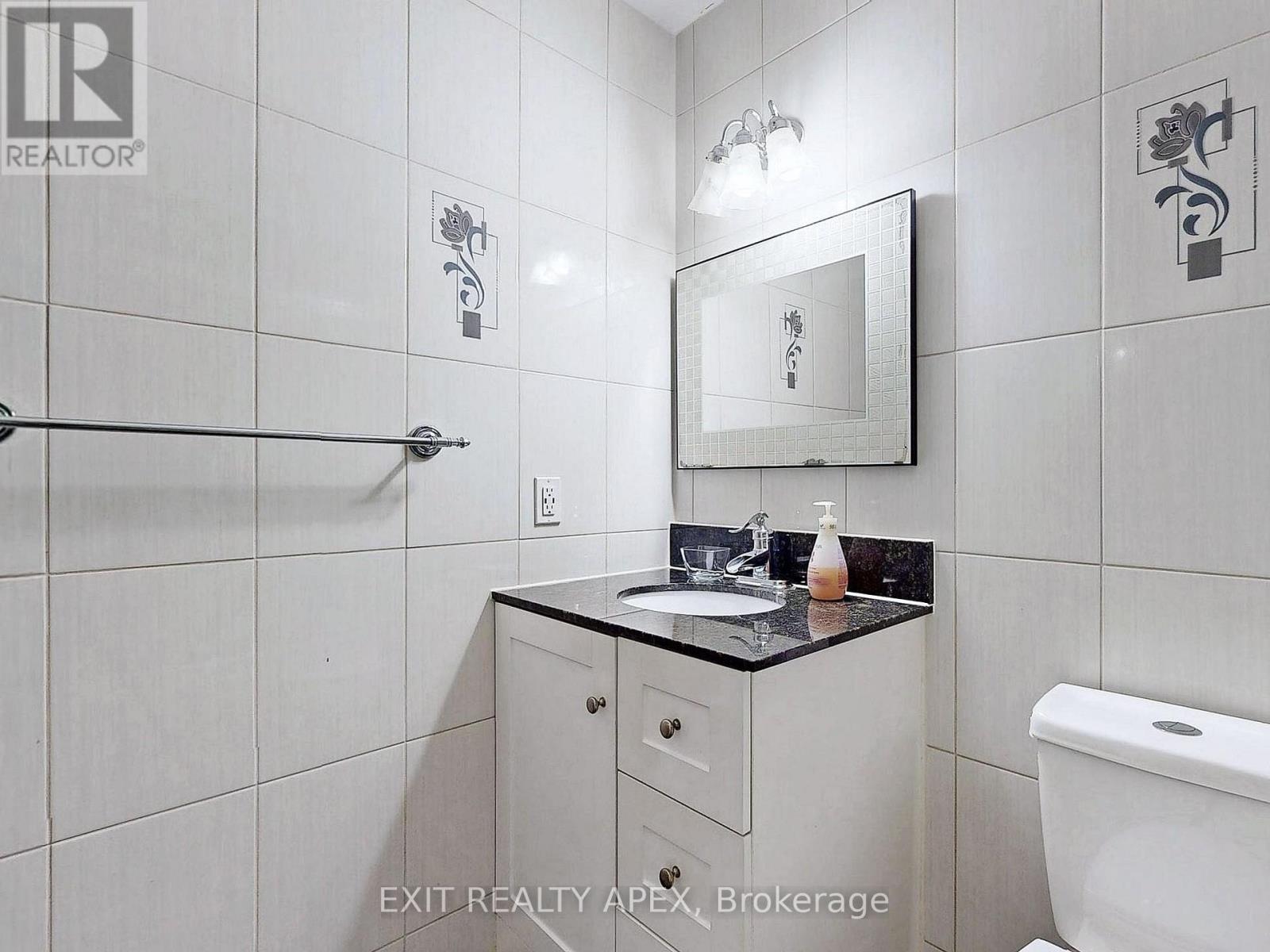 5552 Cortina Crescent, Mississauga, Ontario  L4Z 3R2 - Photo 23 - W12451804