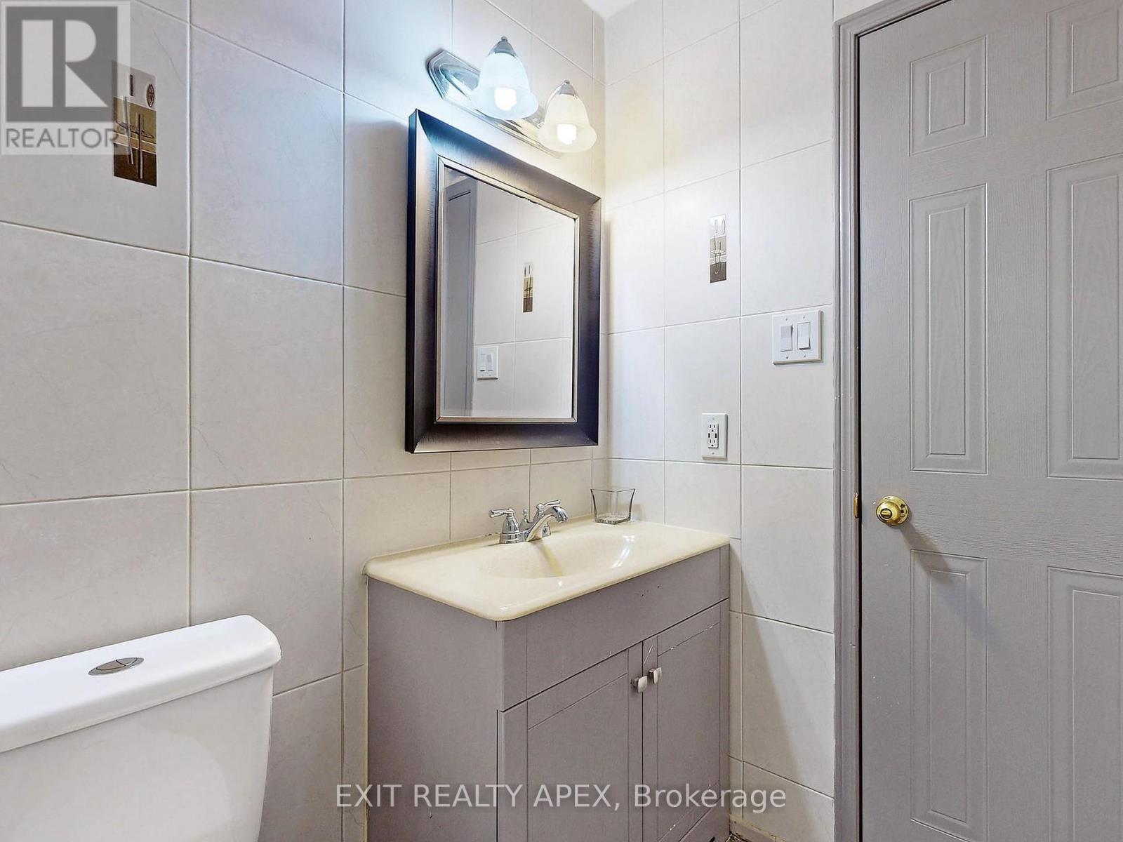 5552 Cortina Crescent, Mississauga, Ontario  L4Z 3R2 - Photo 36 - W12451804