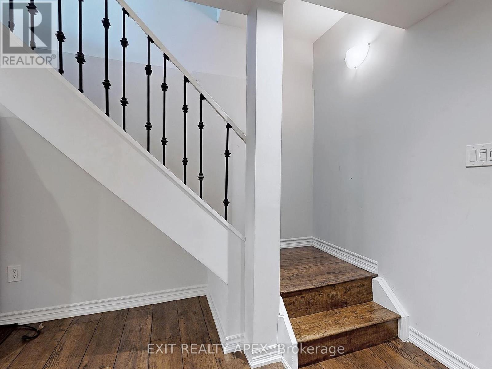 5552 Cortina Crescent, Mississauga, Ontario  L4Z 3R2 - Photo 37 - W12451804