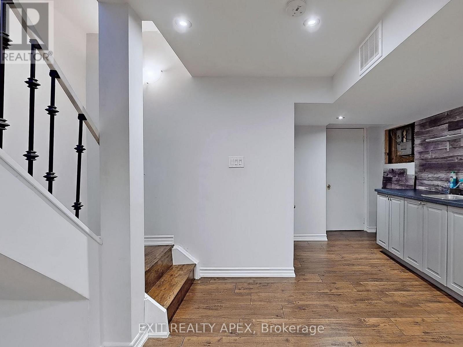 5552 Cortina Crescent, Mississauga, Ontario  L4Z 3R2 - Photo 44 - W12451804
