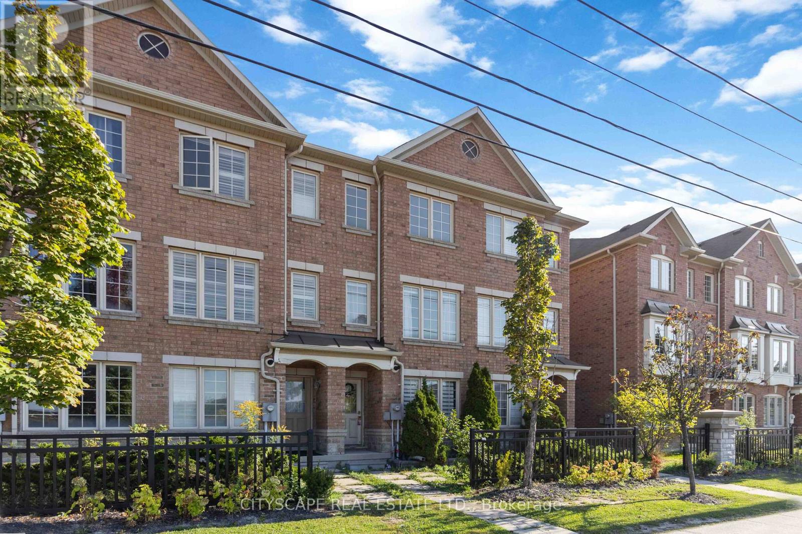 40 PEACH DRIVE, Brampton, Ontario