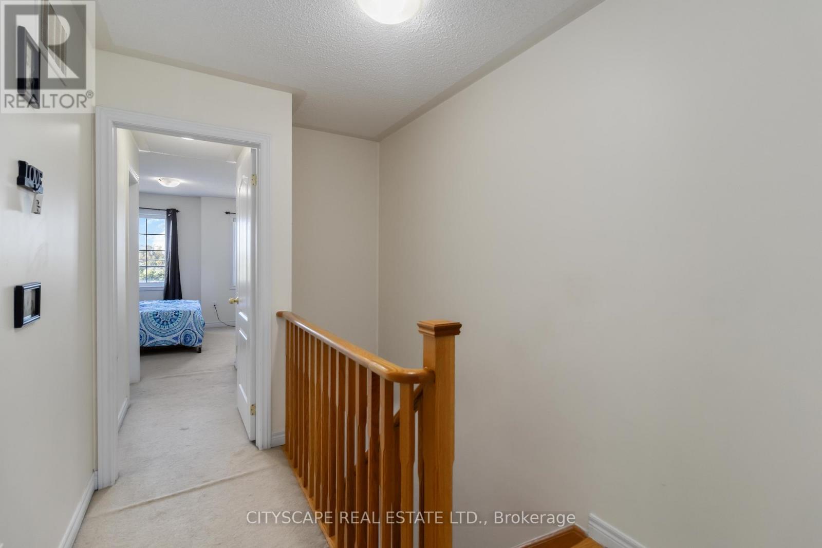 40 Peach Drive, Brampton (Sandringham-Wellington), Ontario  L6R 0W6 - Photo 10 - W12451812