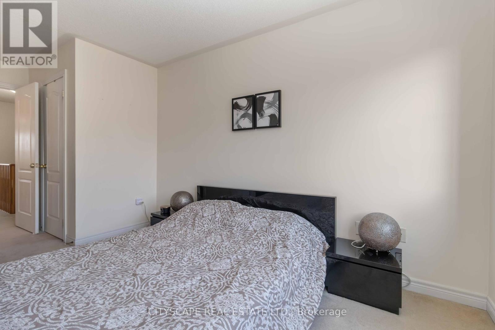 40 Peach Drive, Brampton (Sandringham-Wellington), Ontario  L6R 0W6 - Photo 22 - W12451812
