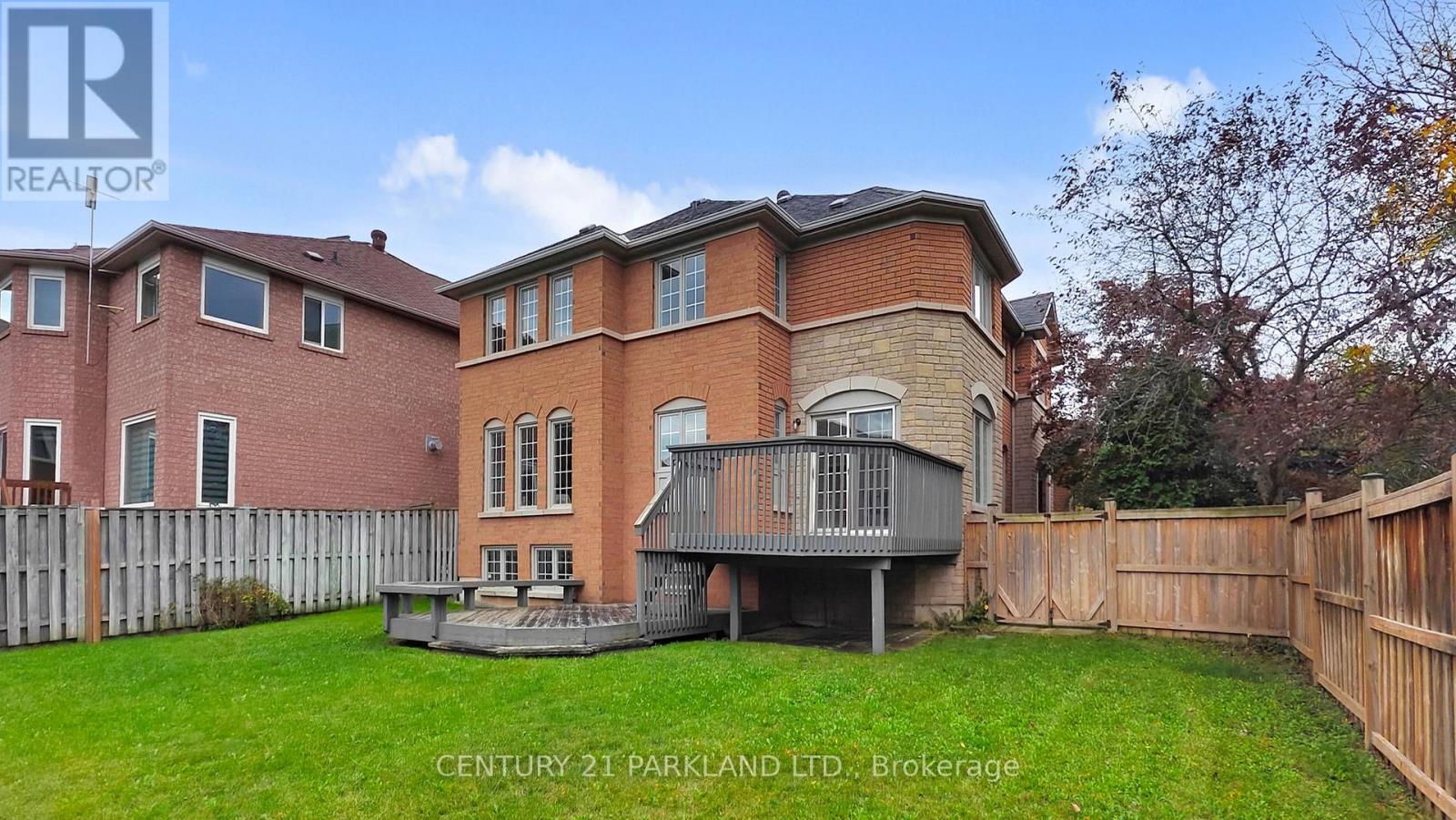 2332 Manor House Court, Mississauga, Ontario  L5M 5Y3 - Photo 11 - W12451823