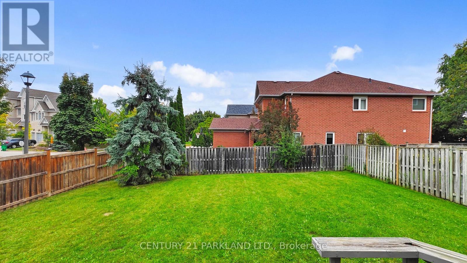 2332 Manor House Court, Mississauga, Ontario  L5M 5Y3 - Photo 13 - W12451823