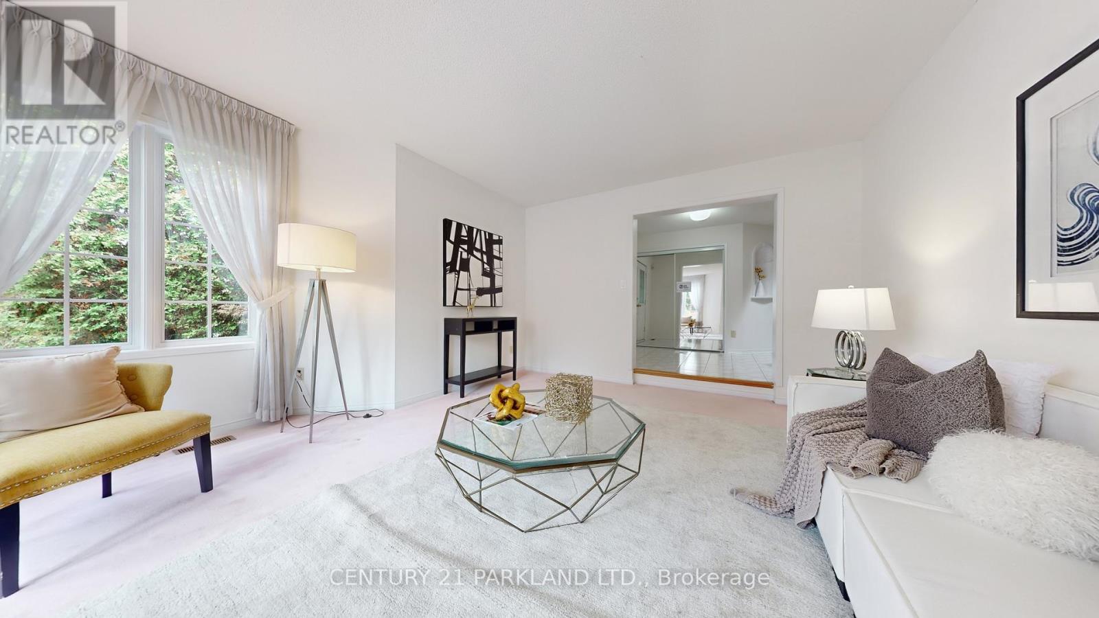 2332 Manor House Court, Mississauga, Ontario  L5M 5Y3 - Photo 15 - W12451823