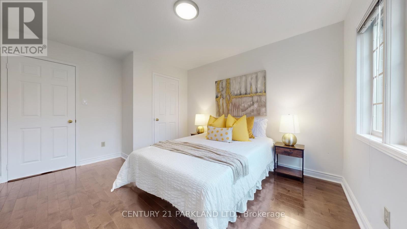 2332 Manor House Court, Mississauga, Ontario  L5M 5Y3 - Photo 37 - W12451823