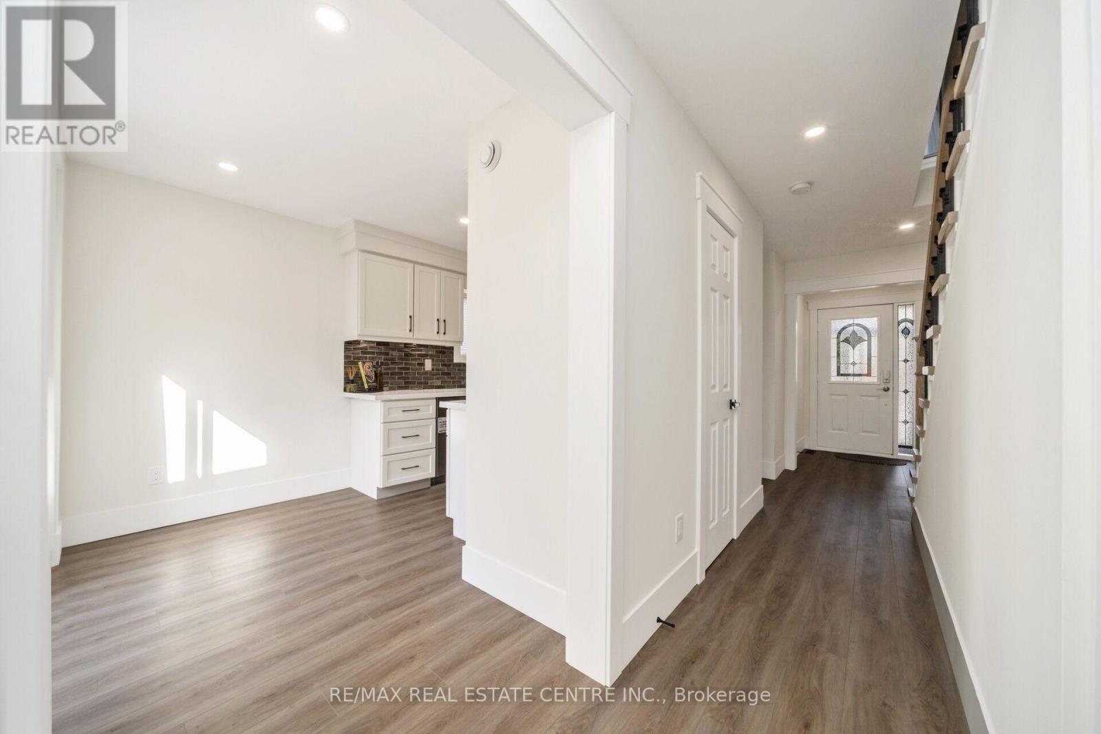 142 Ural Circle, Brampton (Sandringham-Wellington), Ontario  L6R 1H1 - Photo 20 - W12451824