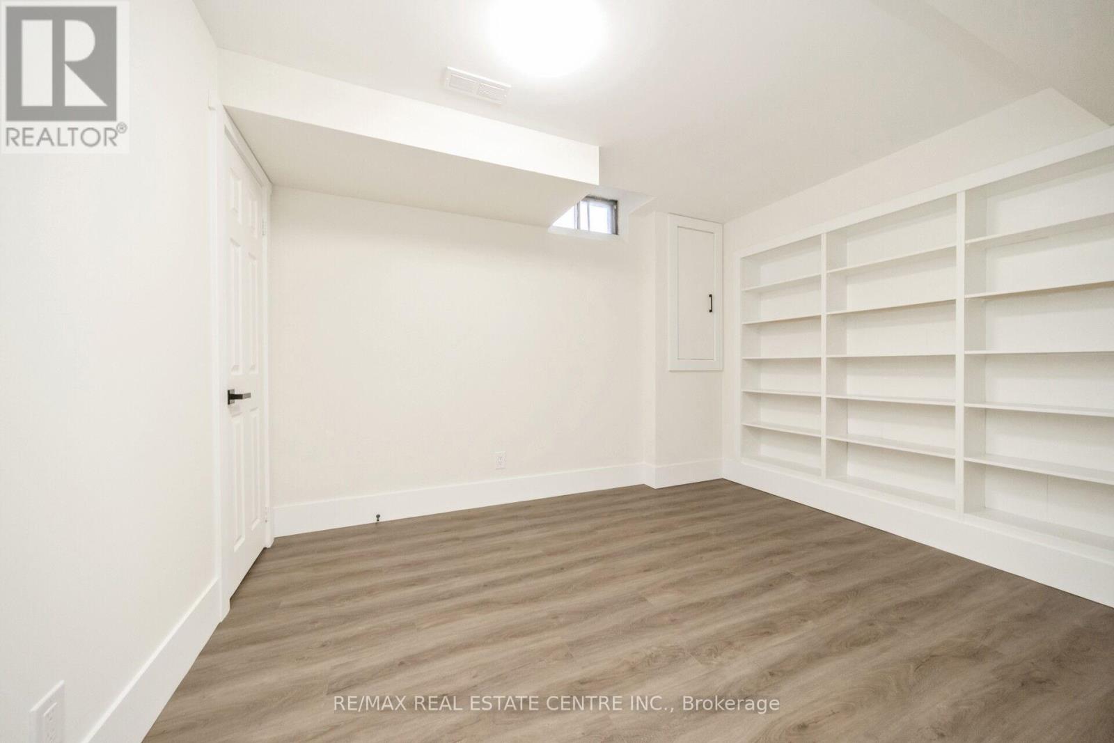142 Ural Circle, Brampton (Sandringham-Wellington), Ontario  L6R 1H1 - Photo 23 - W12451824