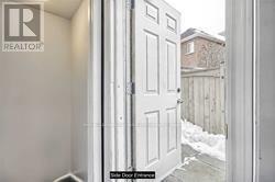 Upper - 4 Tobermory Crescent, Brampton, Ontario  L6V 4T6 - Photo 23 - W12451832
