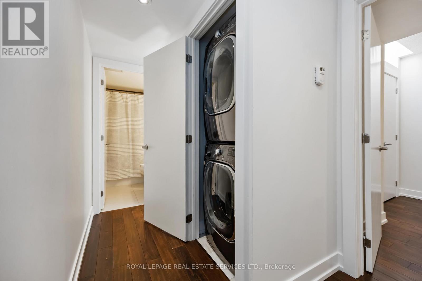 212 Brandon Avenue, Toronto, Ontario  M6H 0C5 - Photo 29 - W12451834