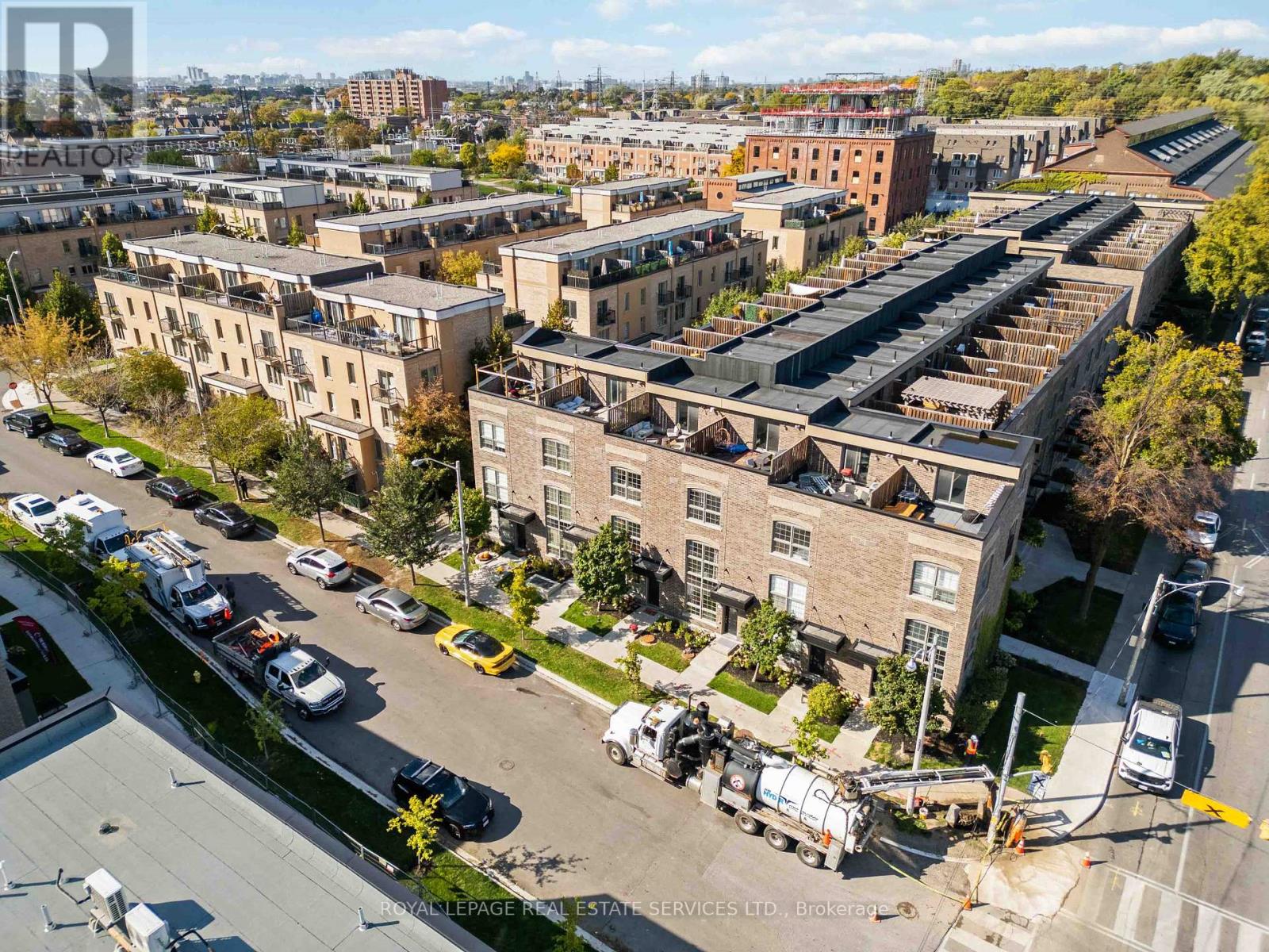 212 Brandon Avenue, Toronto, Ontario  M6H 0C5 - Photo 40 - W12451834