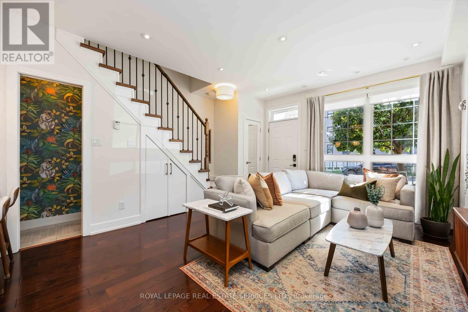 212 Brandon Avenue, Toronto, Ontario  M6H 0C5 - Photo 6 - W12451834
