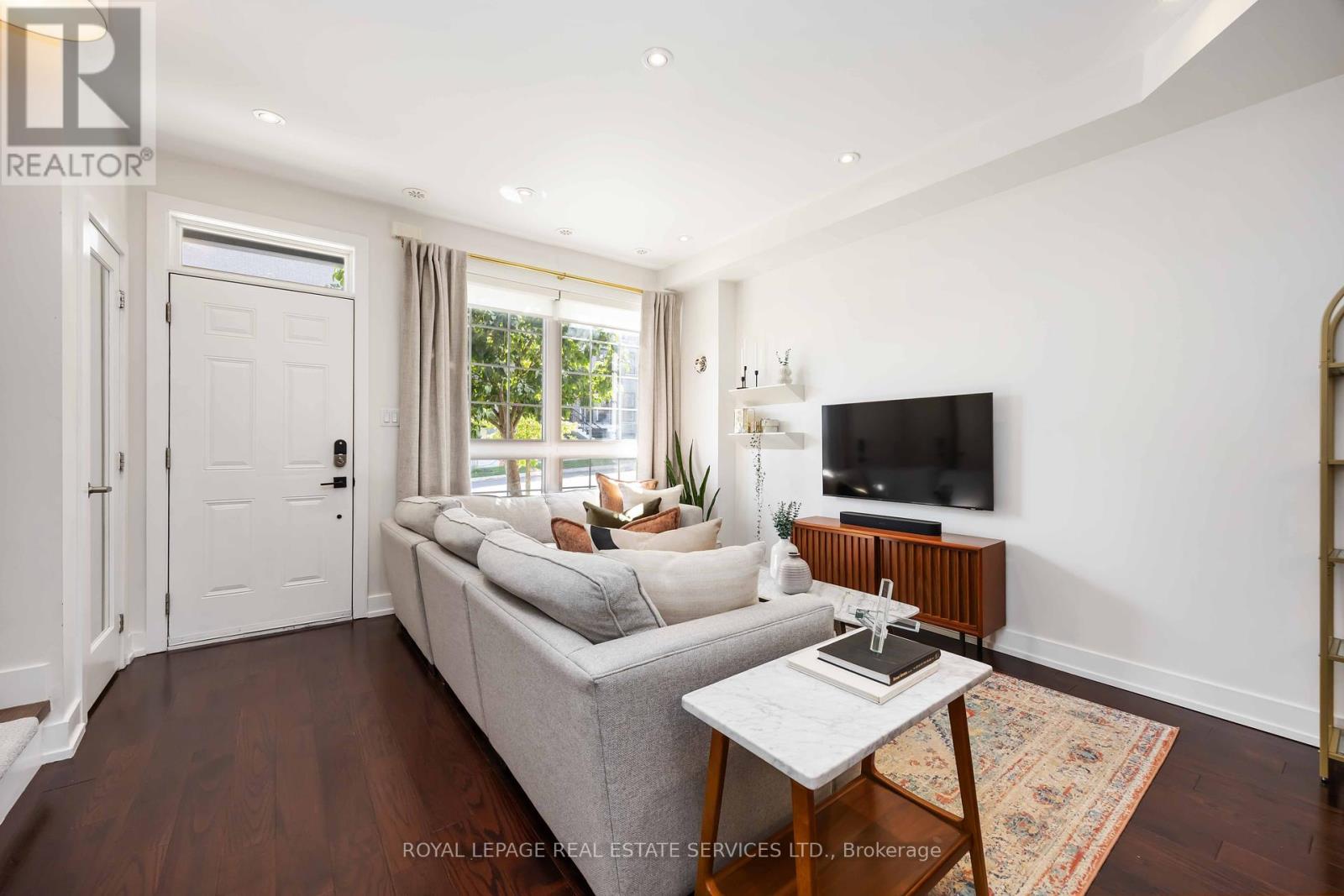212 Brandon Avenue, Toronto, Ontario  M6H 0C5 - Photo 7 - W12451834