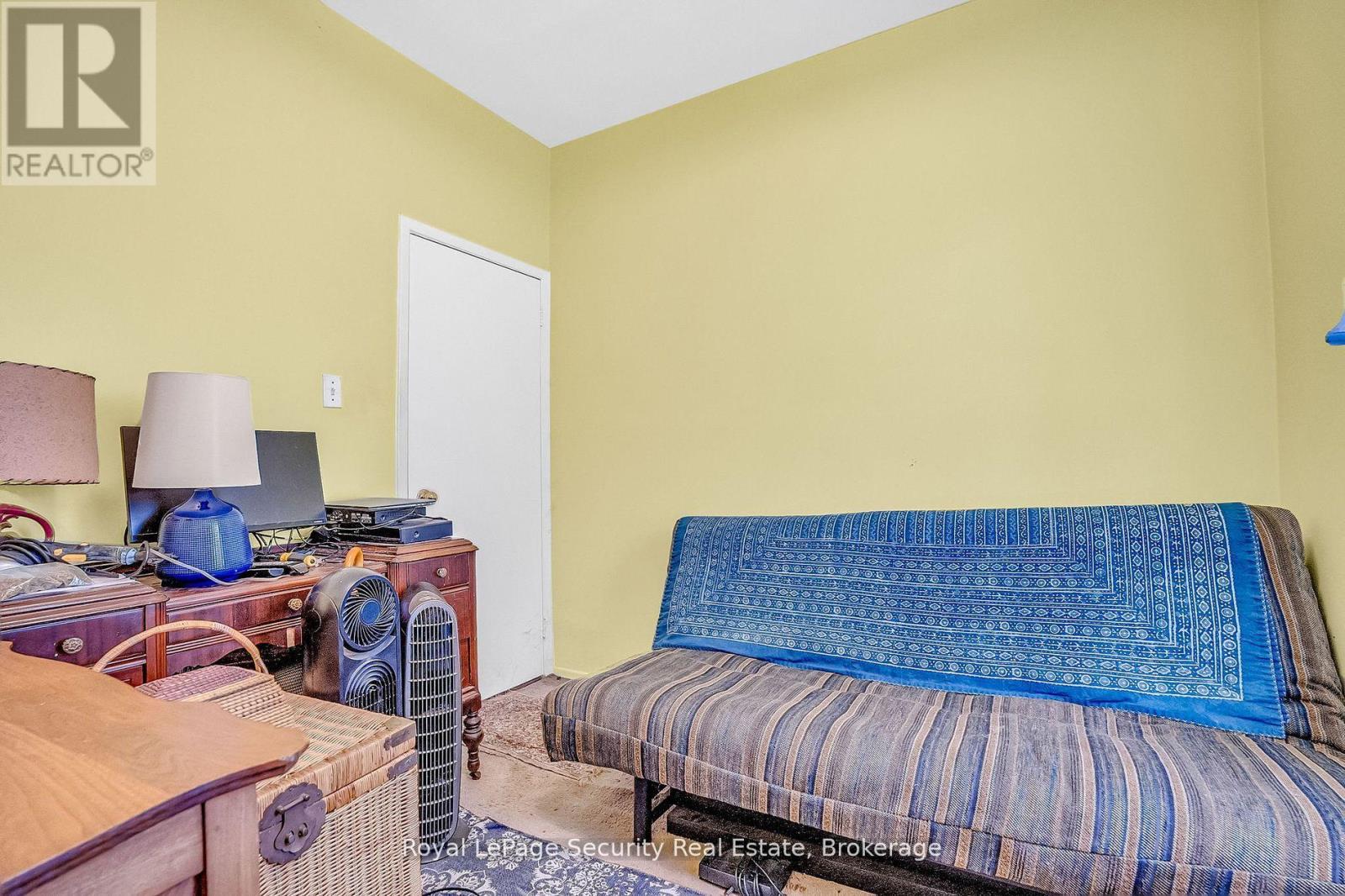 14 Morland Road, Toronto (Runnymede-Bloor West Village), Ontario  M6S 2M8 - Photo 24 - W12451845