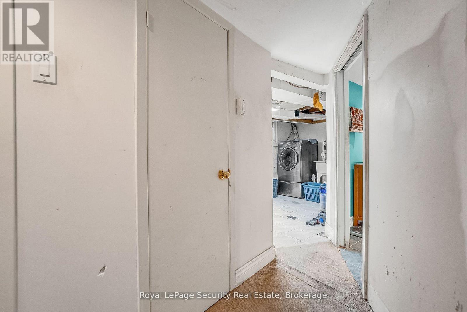 14 Morland Road, Toronto (Runnymede-Bloor West Village), Ontario  M6S 2M8 - Photo 26 - W12451845