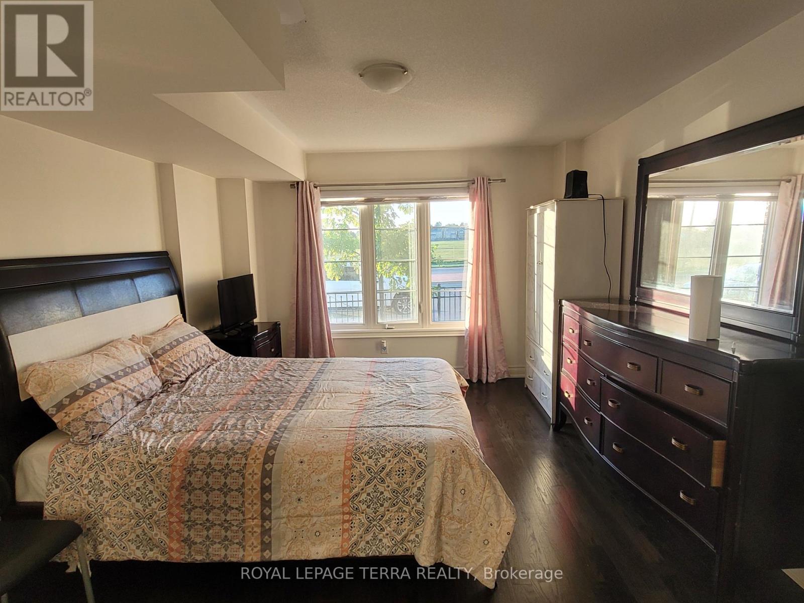 Lower Level 1 Bed Room - 8694 Financial Drive, Brampton, Ontario  L6Y 6G6 - Photo 2 - W12451877