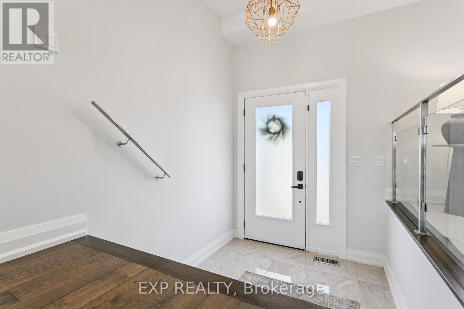 105 Twenty Second Street, Toronto, Ontario  M8V 3M5 - Photo 3 - W12451923