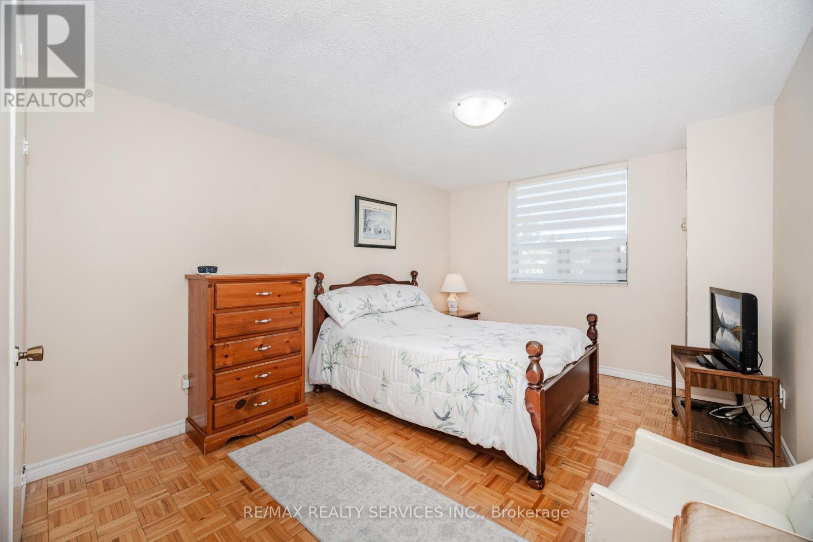 108 - 3 Lisa Street, Brampton, Ontario  L6T 4A2 - Photo 17 - W12451943