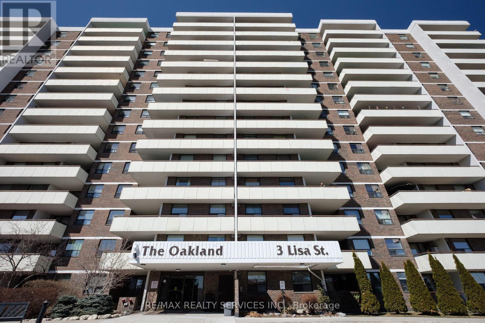 108 - 3 Lisa Street, Brampton, Ontario  L6T 4A2 - Photo 2 - W12451943
