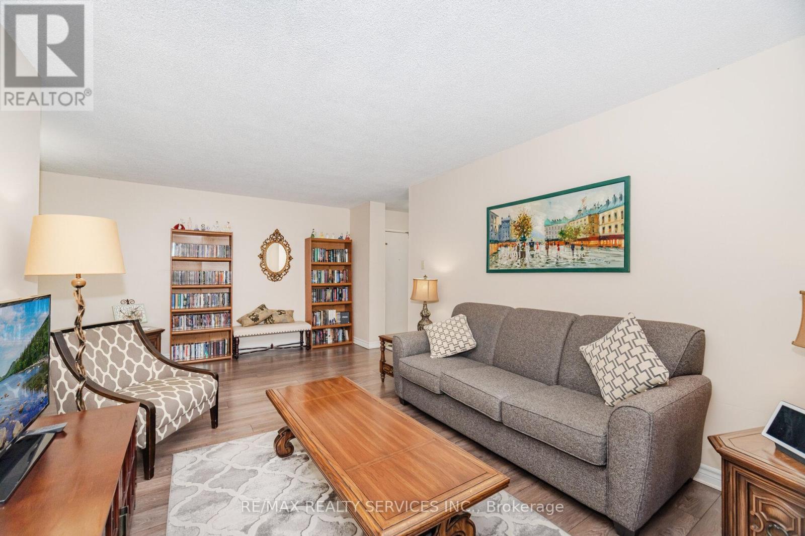 108 - 3 Lisa Street, Brampton, Ontario  L6T 4A2 - Photo 8 - W12451943
