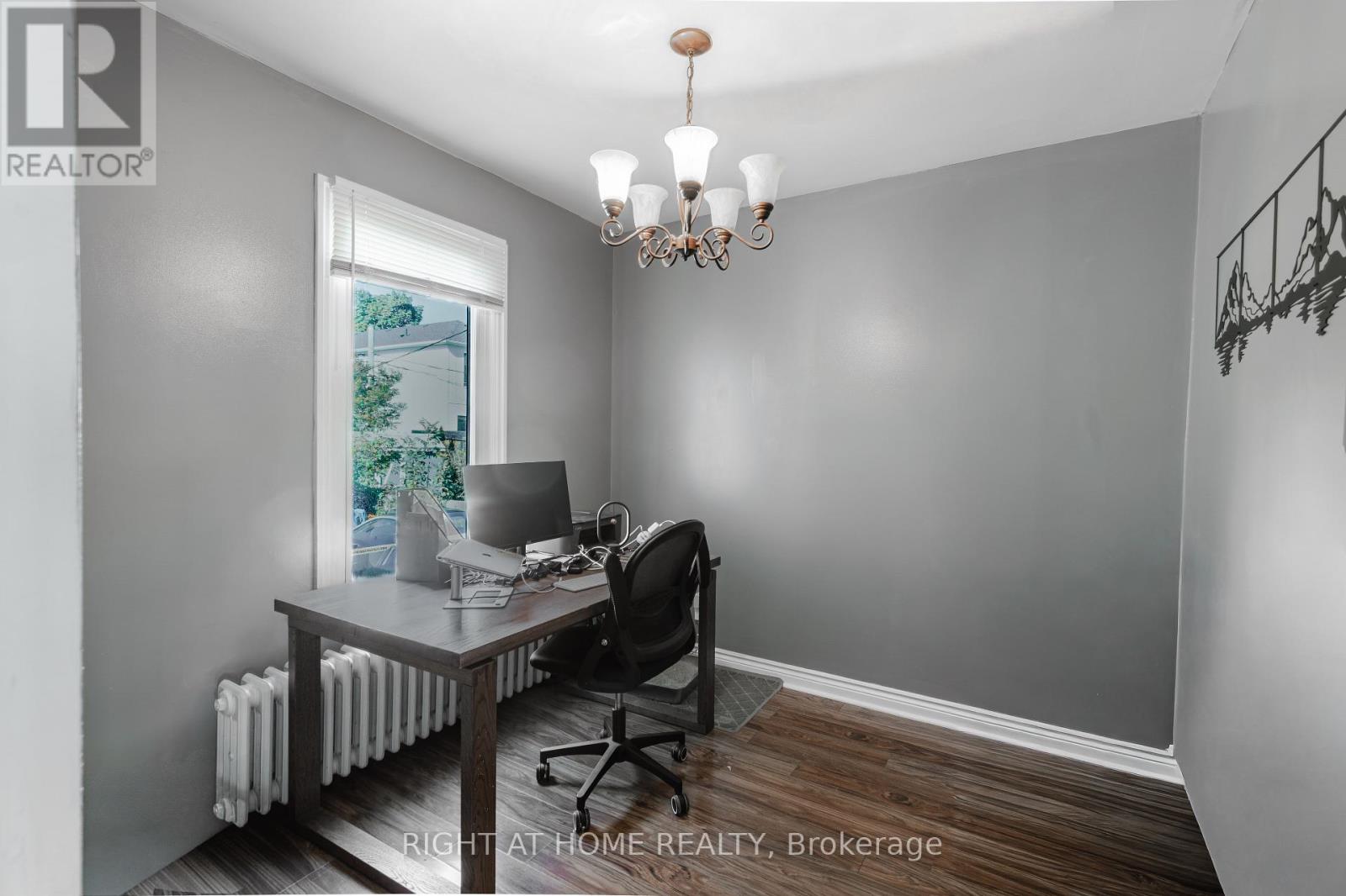 26 Sixteenth Street, Toronto, Ontario  M8V 3J8 - Photo 10 - W12451945