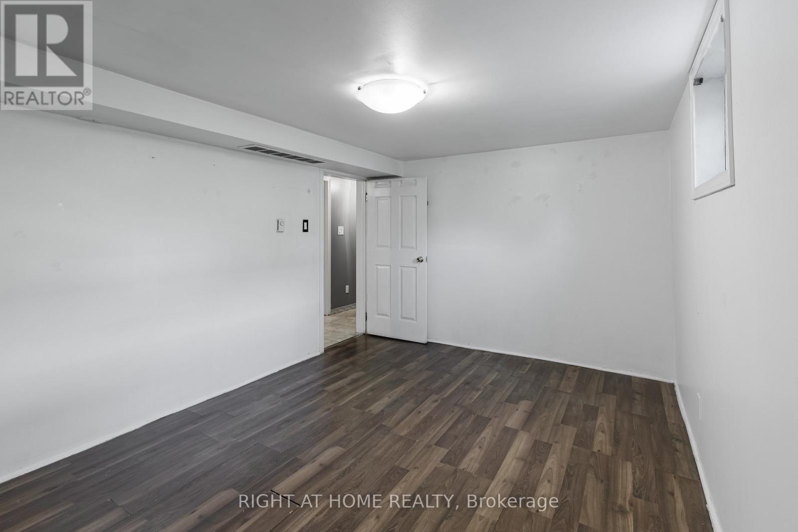 26 Sixteenth Street, Toronto, Ontario  M8V 3J8 - Photo 23 - W12451945
