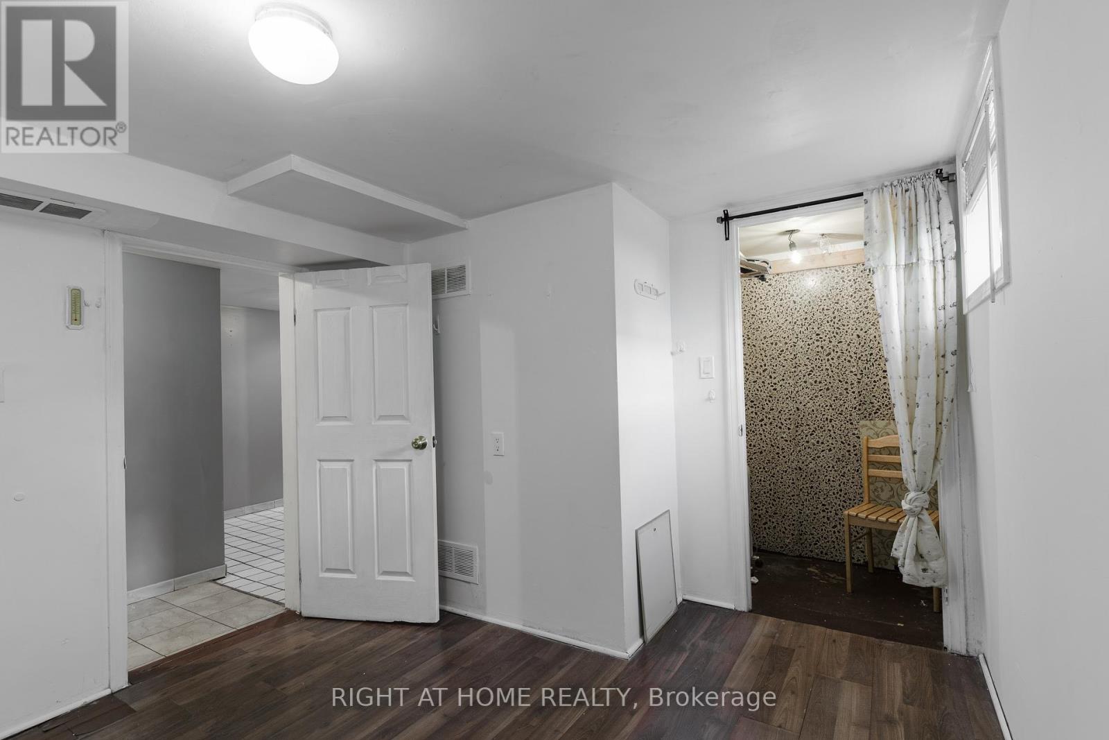 26 Sixteenth Street, Toronto, Ontario  M8V 3J8 - Photo 25 - W12451945