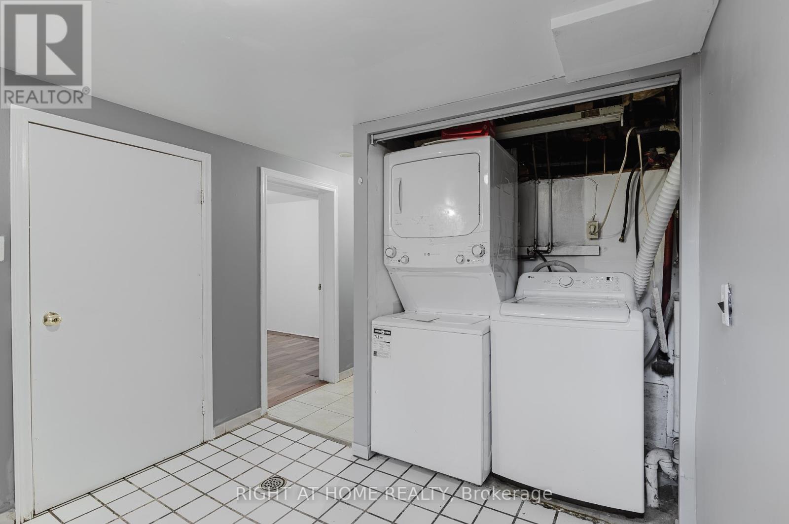 26 Sixteenth Street, Toronto, Ontario  M8V 3J8 - Photo 31 - W12451945