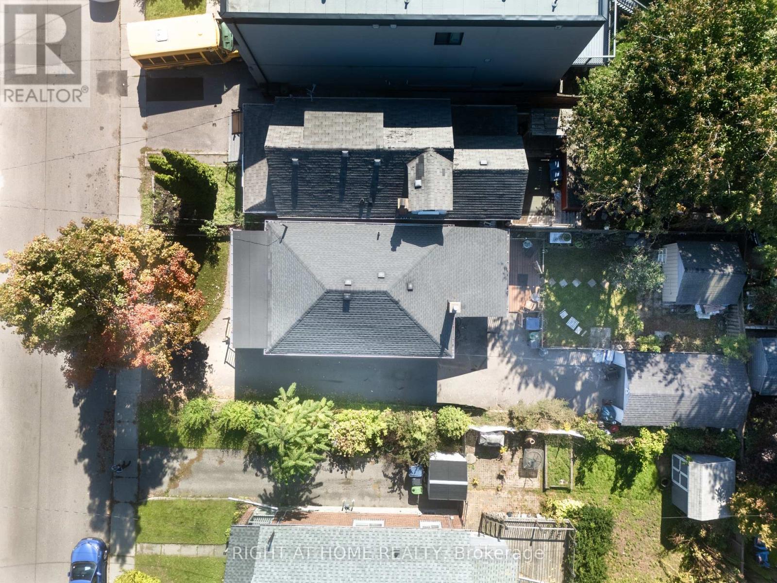 26 Sixteenth Street, Toronto, Ontario  M8V 3J8 - Photo 38 - W12451945